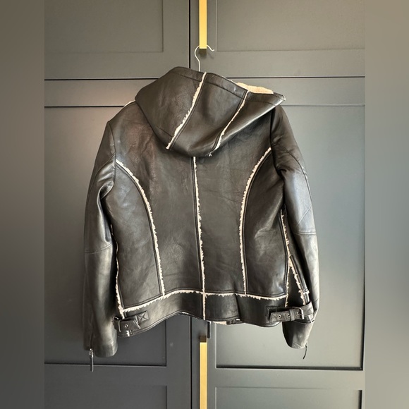 Leather and sheepskin jacket - Picture 6 of 9